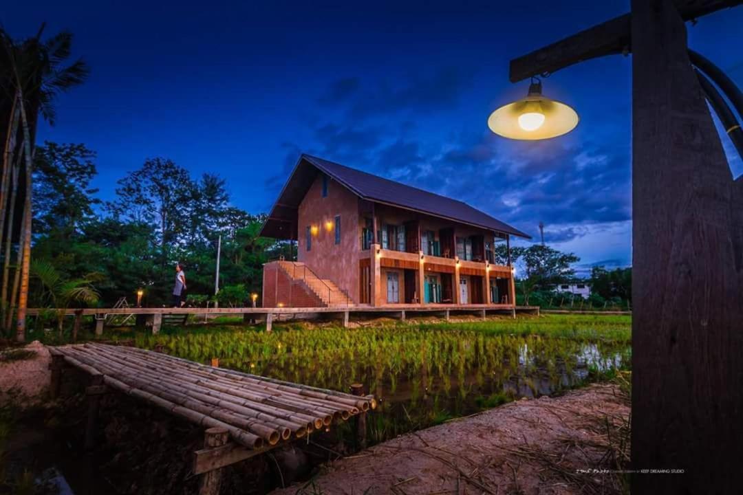 Phu-Anna Eco House Hotel Hot Bagian luar foto