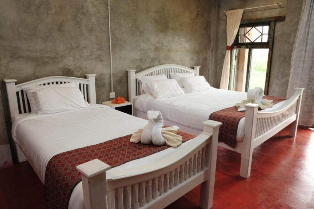 Phu-Anna Eco House Hotel Hot Bagian luar foto