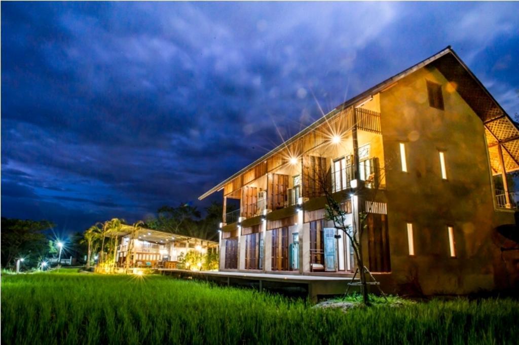 Phu-Anna Eco House Hotel Hot Bagian luar foto