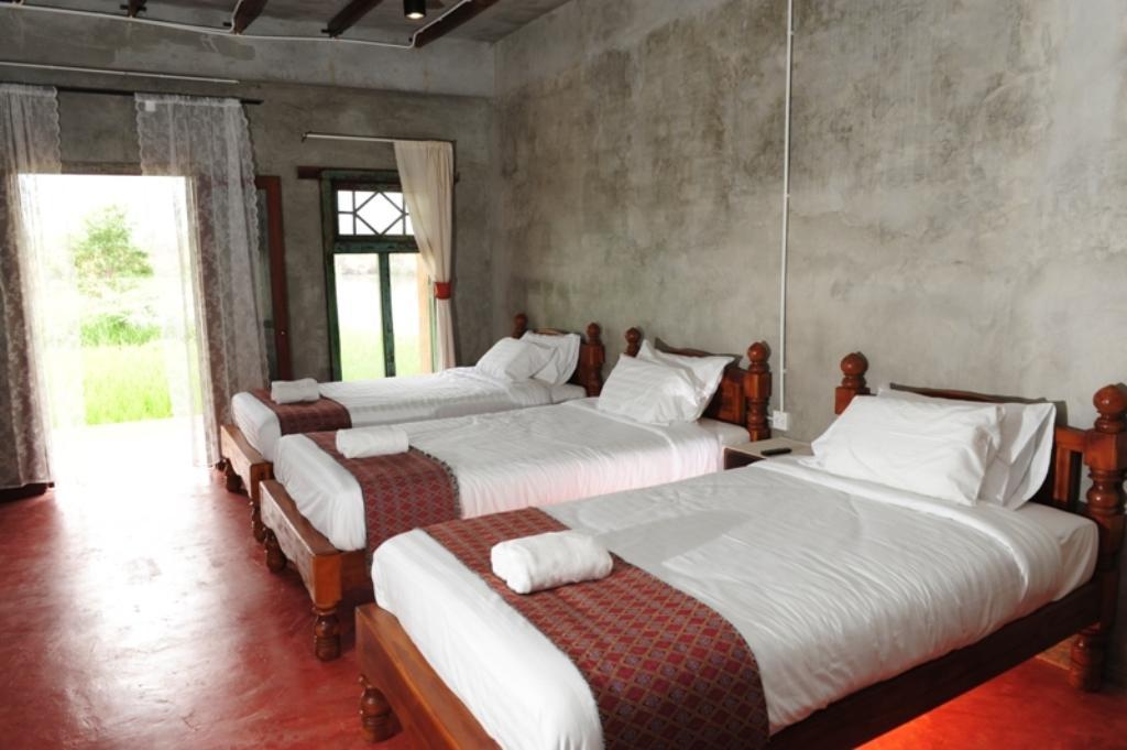 Phu-Anna Eco House Hotel Hot Bagian luar foto
