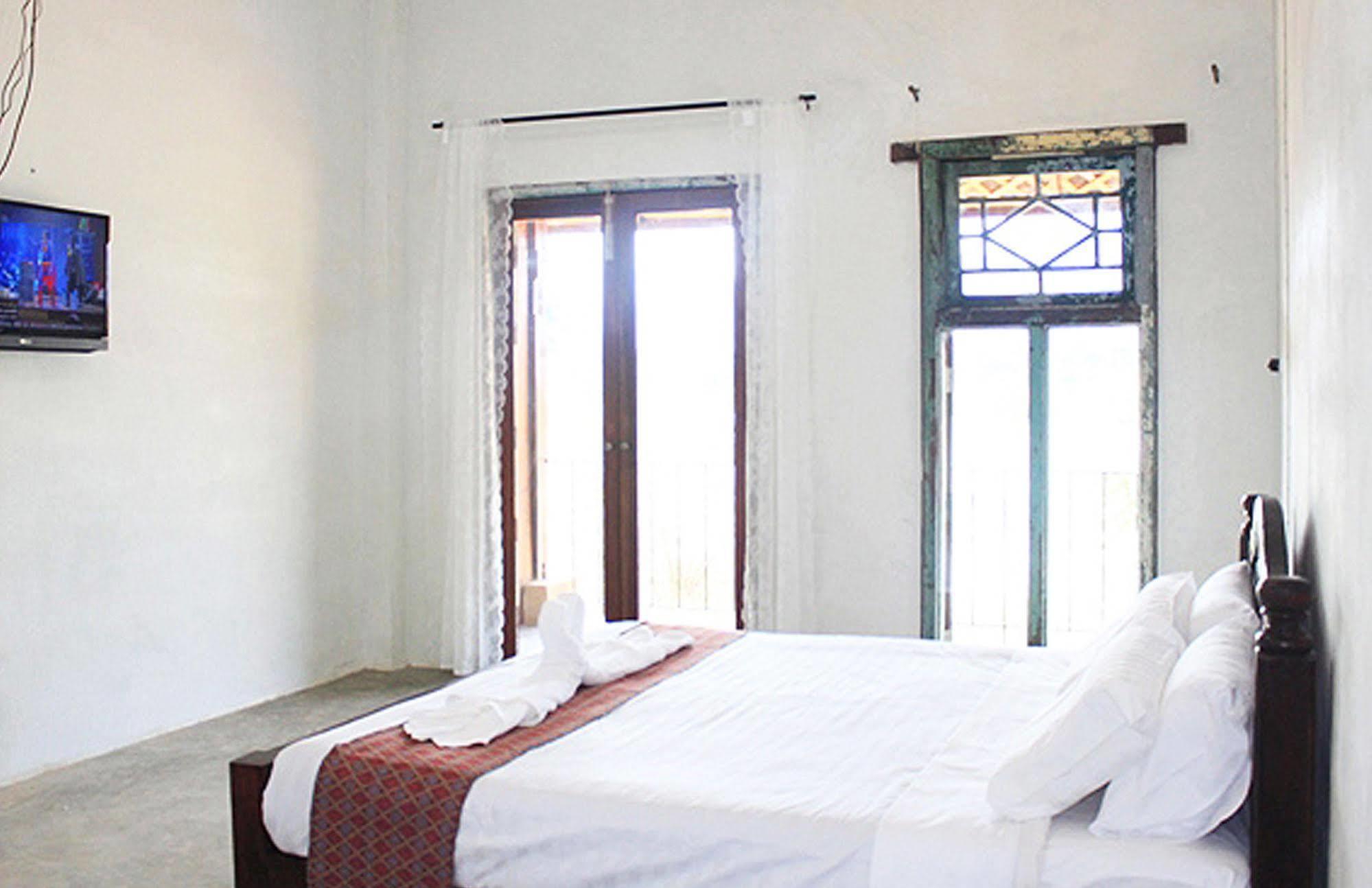 Phu-Anna Eco House Hotel Hot Bagian luar foto